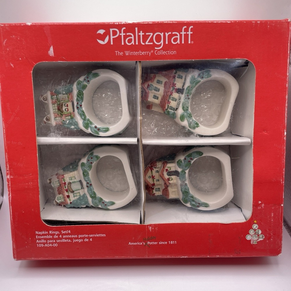 Pfaltzgraff‎ Winterberry 3D Cottage House Napkin Holder Rings Set of 4 Ceramic